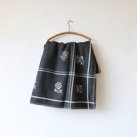 Lagomoro Joni Blanket