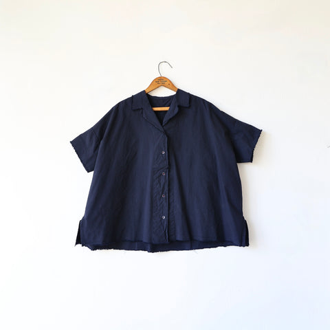 Hannoh Notch Collar Shirt - Navy