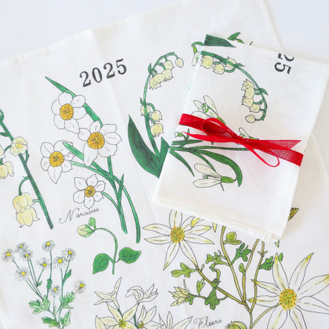 Fog Linen Calendar Towel - White Flowers