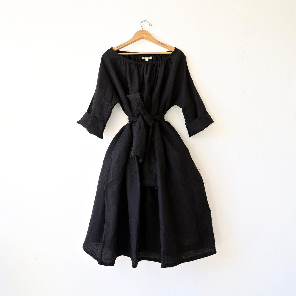 Pip Squeak Chapeau Gather Linen Dress - Black