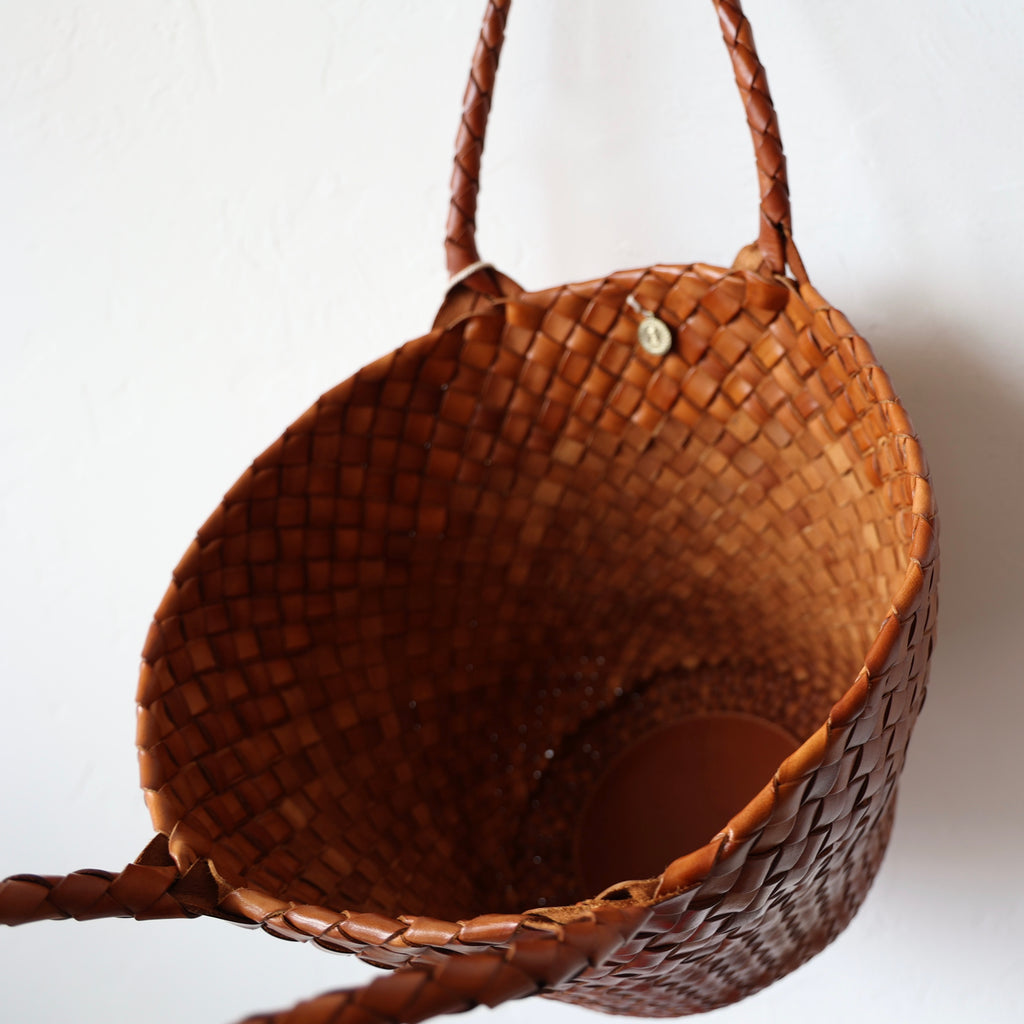 Dragon Diffusion Basket Bag - Tan