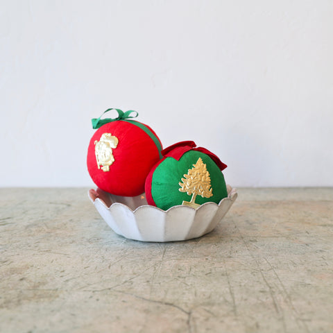 Surprise Ball - Holiday