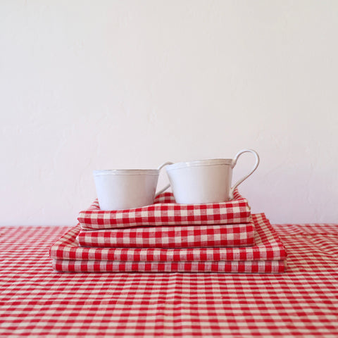 Fog Linen Tablecloths - Red Gingham